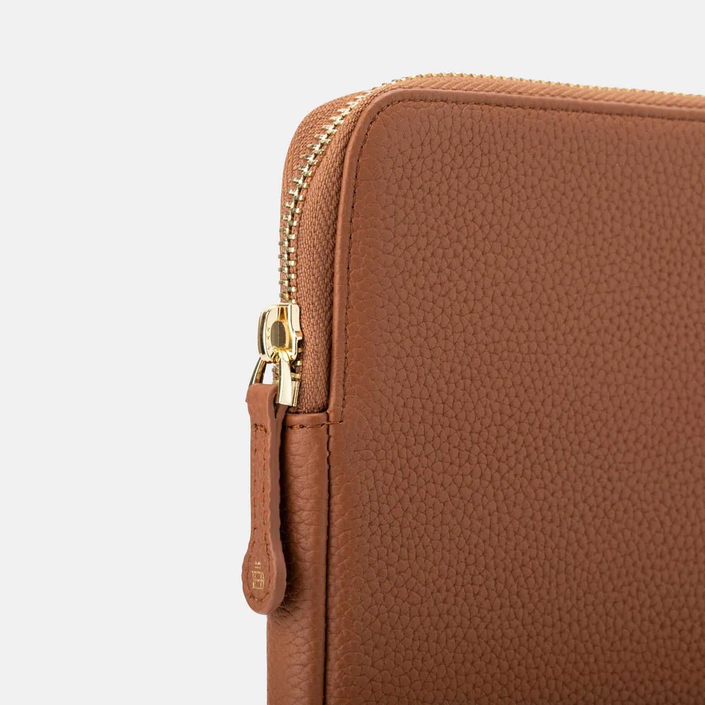 Genuine Leather MacBook Pro Case by Buckle & Band - Editors Keys